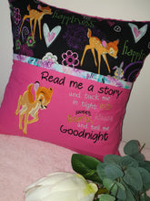 AH.3 Deer Kisses Cushion Cover