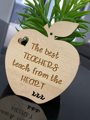 Teacher gift hanging apple teach from heart